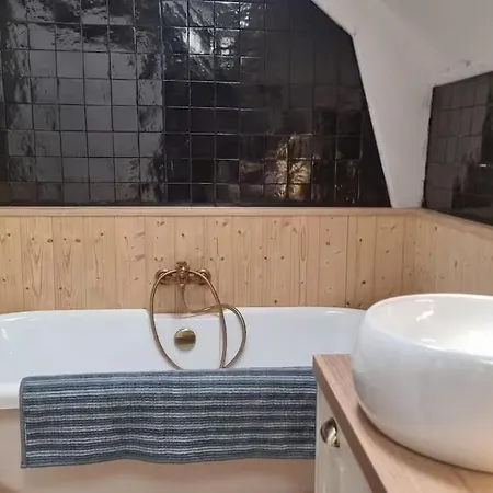بيت للعطل La Ferme De Tréfumel